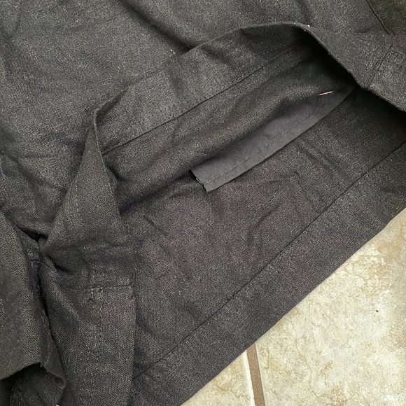 Old Navy Black Comfort Waistband Shorts - EUC! - Picture 4 of 6